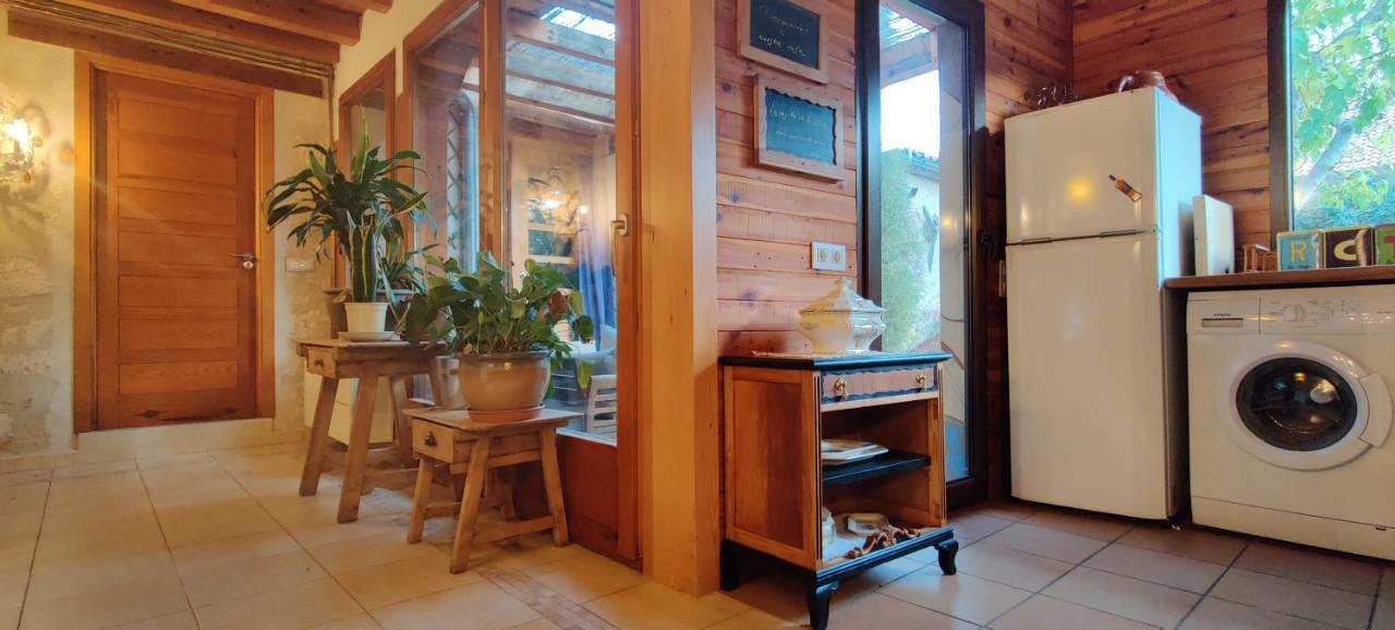 Viento De Ladera Piscina Natural Y Jacuzzi Ext